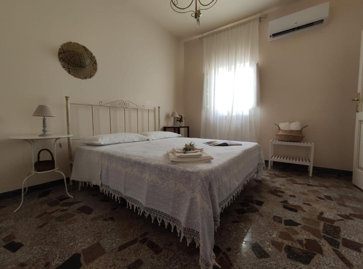 Villa Residenza "I Tre Carrubi " à Fasano Extérieur photo